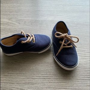 Toddler shoes
